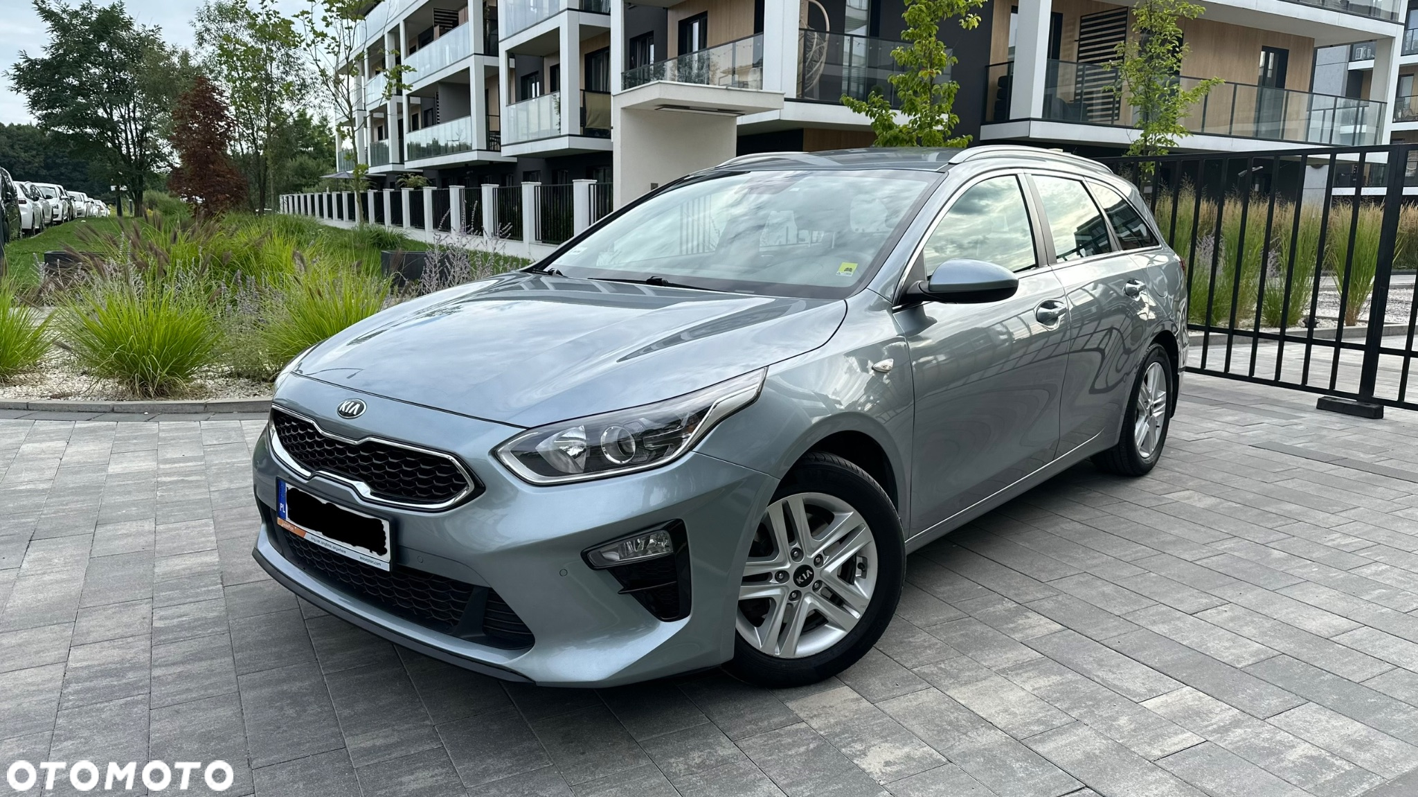 Kia Ceed 1.6 CRDi SCR M - 4