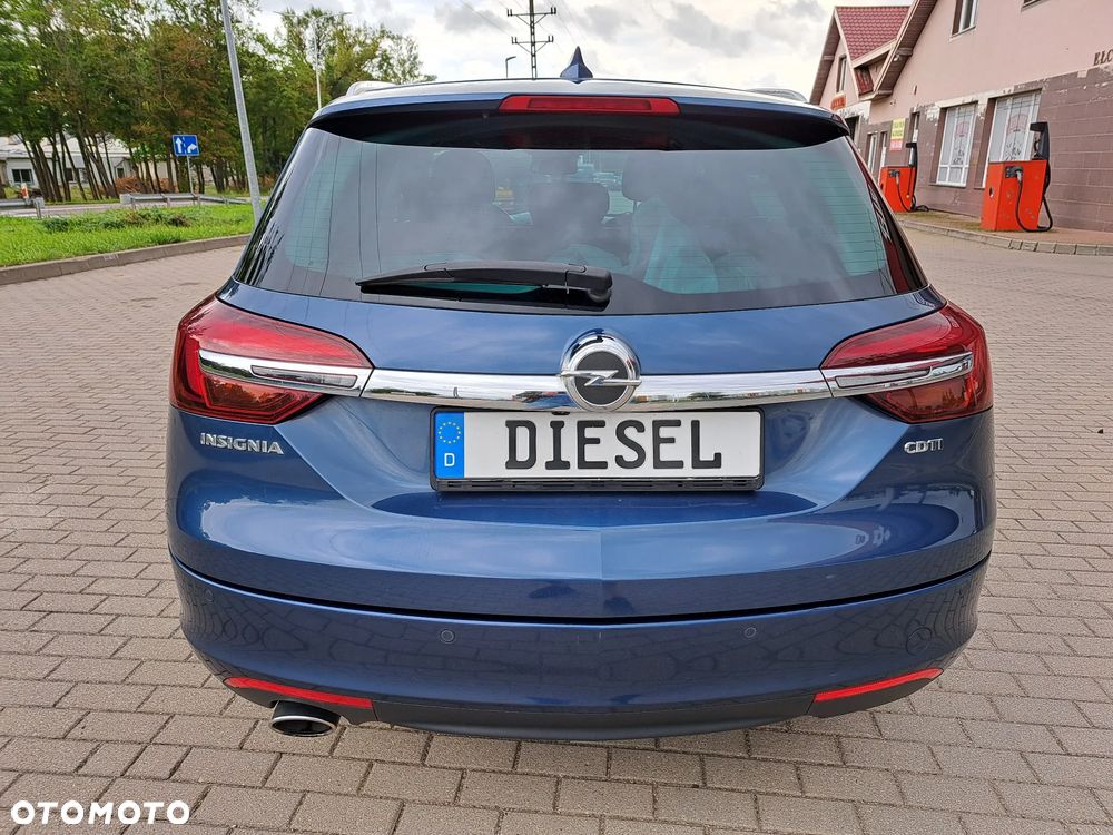 Opel Insignia - 8
