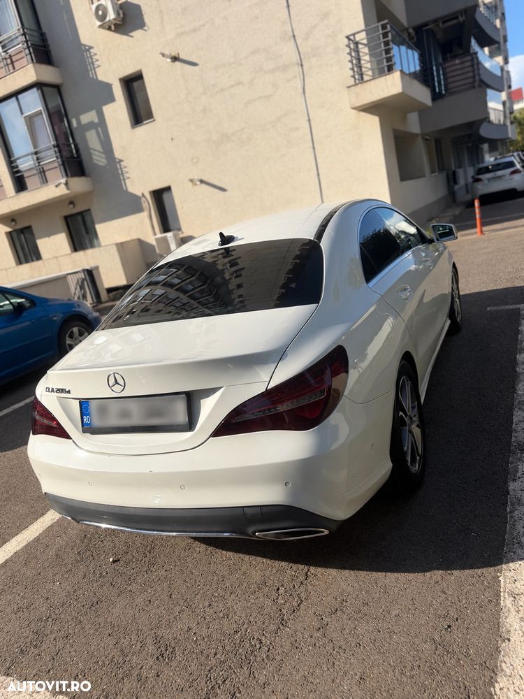 Mercedes-Benz CLA 200 - 3