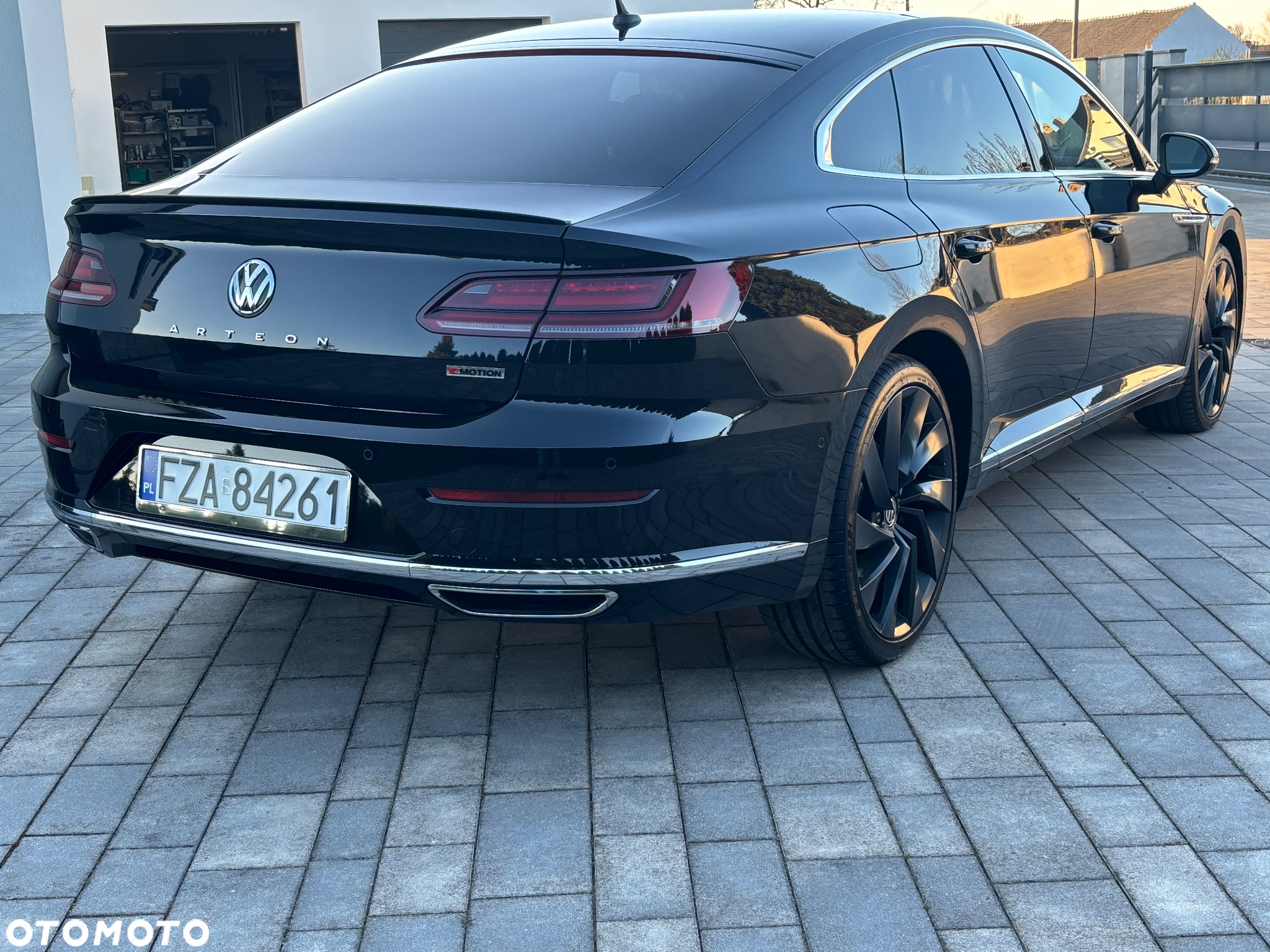 Volkswagen Arteon 2.0 TDI Bi-Turbo SCR 4Mot R-Line Edition DSG - 3