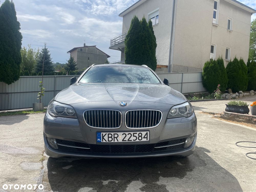 BMW Seria 5 520d Touring - 14