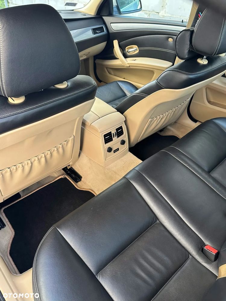 BMW Seria 5 - 12