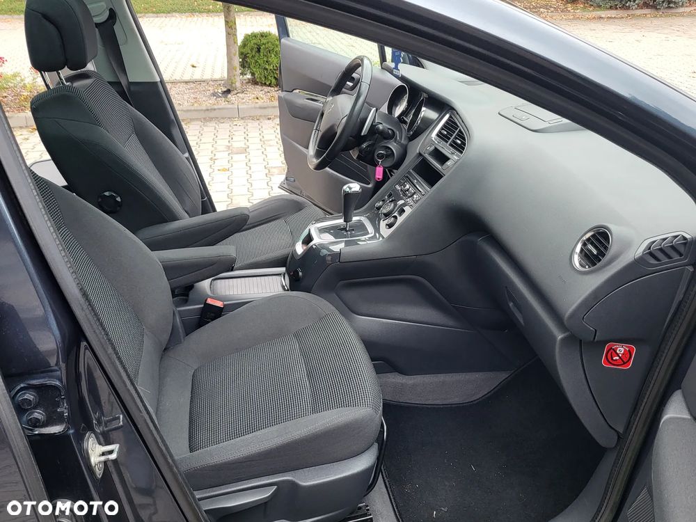 Peugeot 5008 1.6 HDi Premium - 24