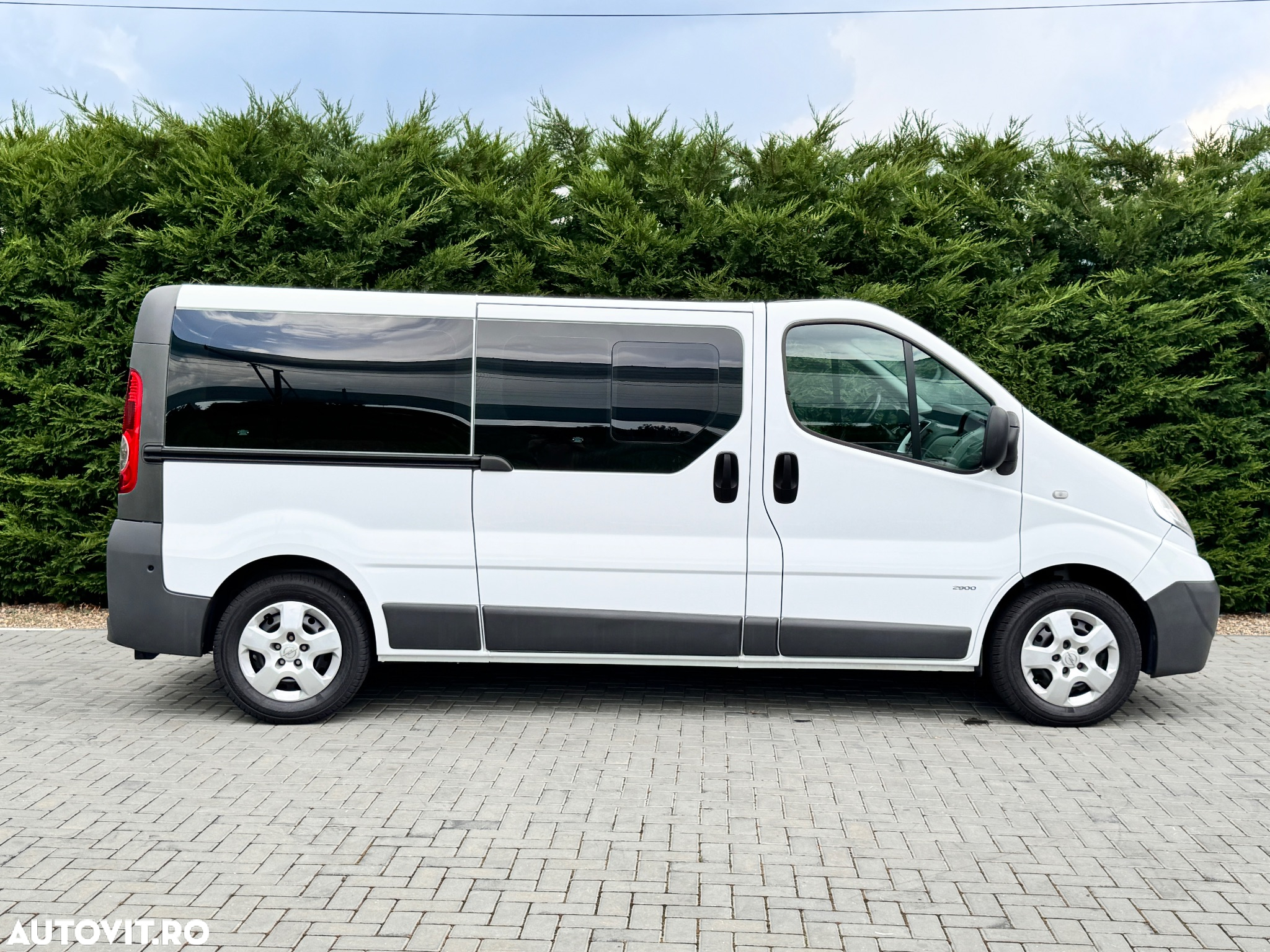 Opel Vivaro - 3