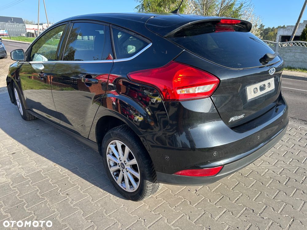 Ford Focus - 17