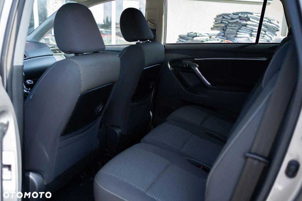 Toyota Verso 1.6 D-4D 5-Sitzer Start/Stop Skyview Edition - 8