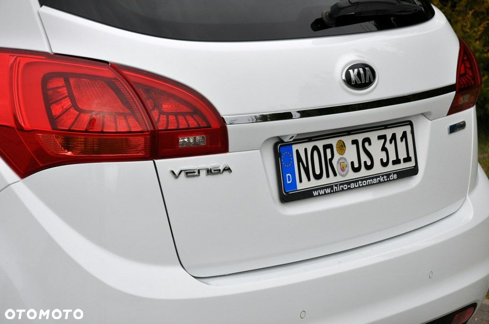 Kia Venga - 16