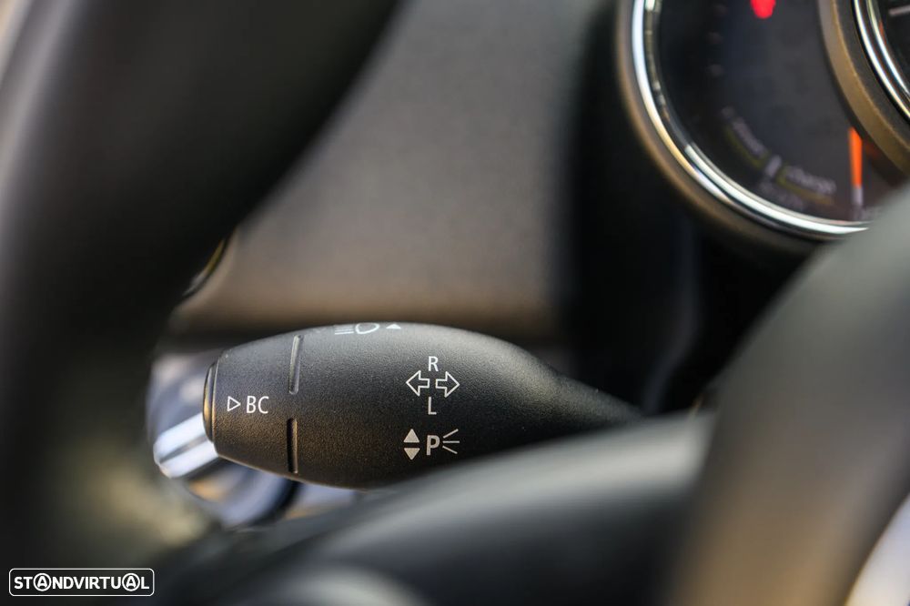 MINI Countryman Cooper SE ALL4 Auto - 29