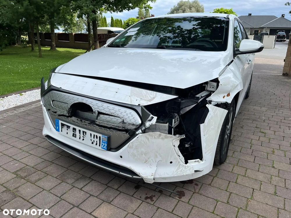 Hyundai IONIQ Premium - 11