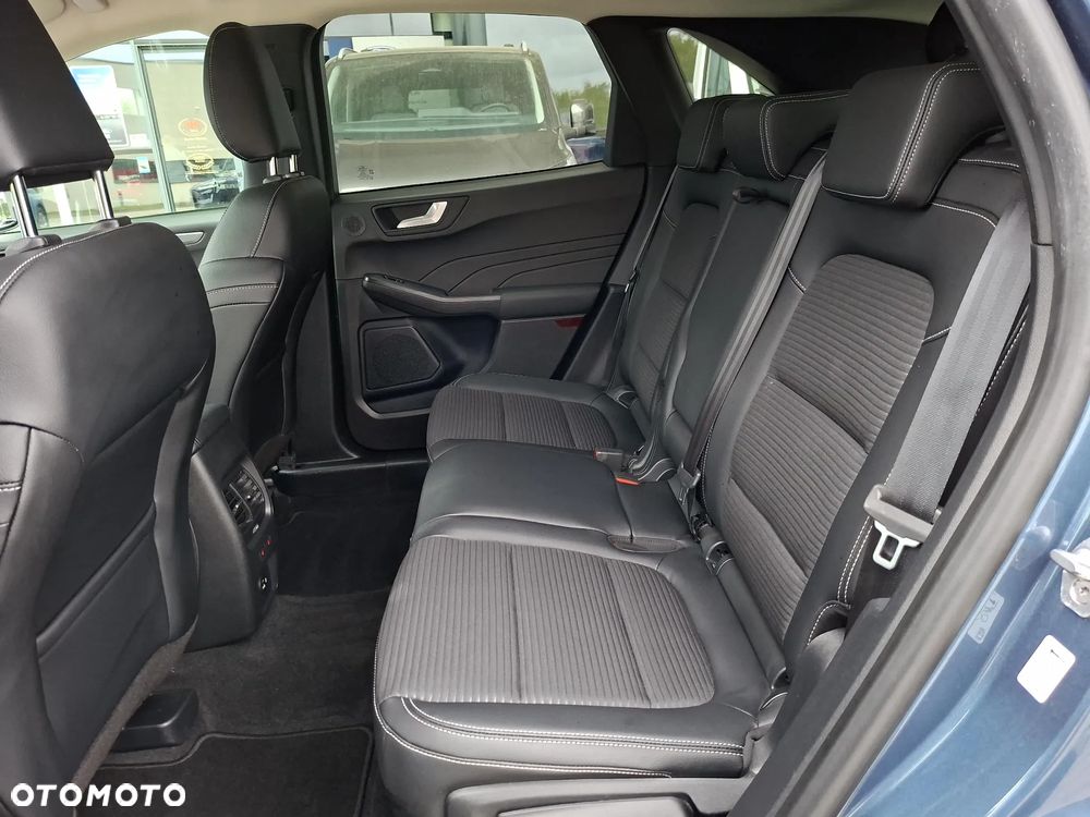 Ford Kuga 1.5 EcoBoost FWD Titanium X - 32