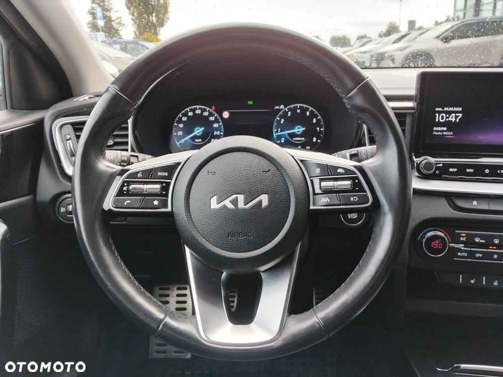 Kia Ceed 1.5 T-GDI Business Line Plus - 8
