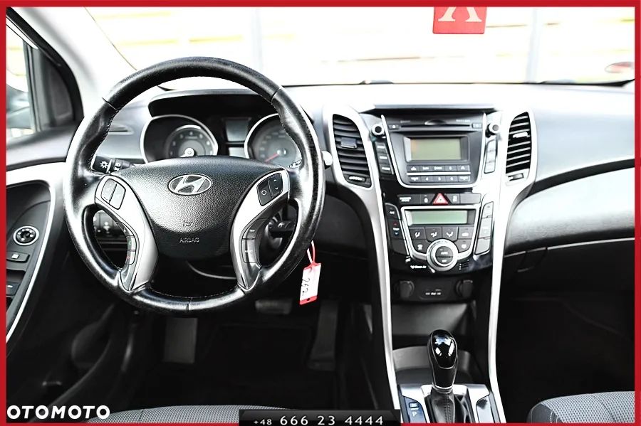 Hyundai i30 1.6 GDI Premium - 19
