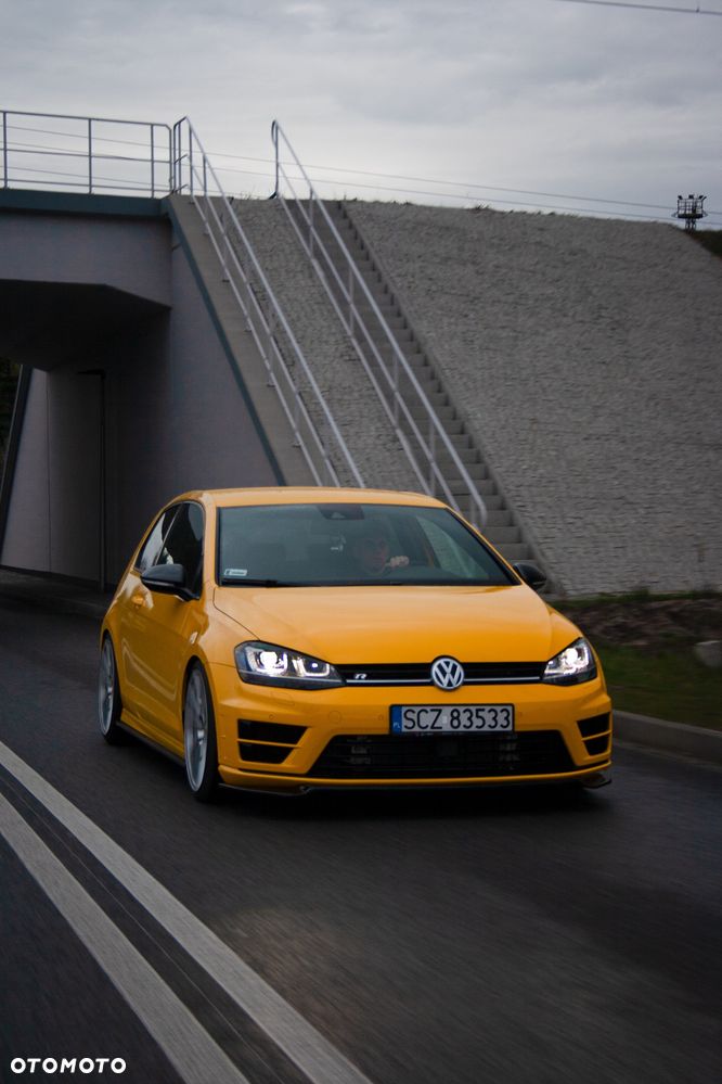 Volkswagen Golf - 13