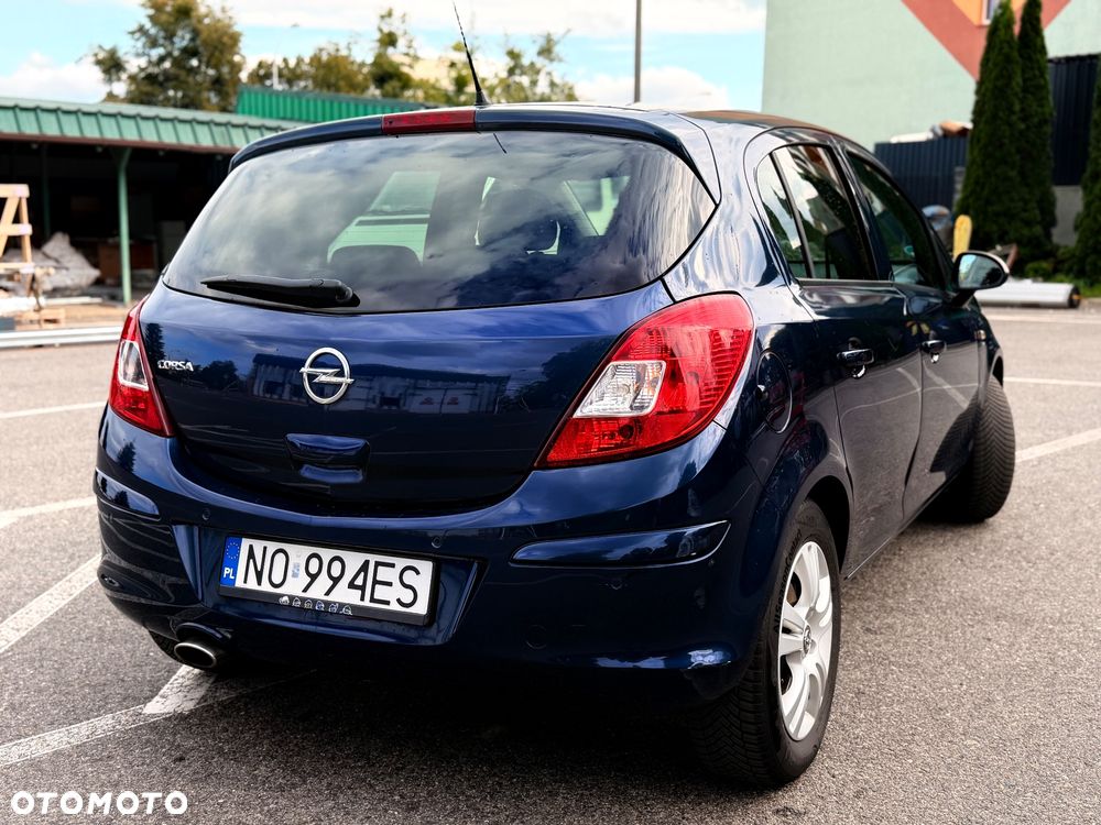 Opel Corsa 1.4 16V Energy - 4