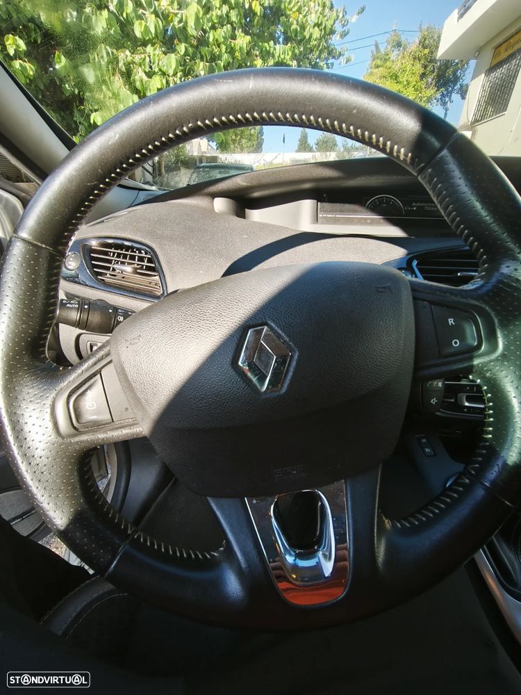 Renault Scénic 1.5 dCi Bose Edition SS - 9