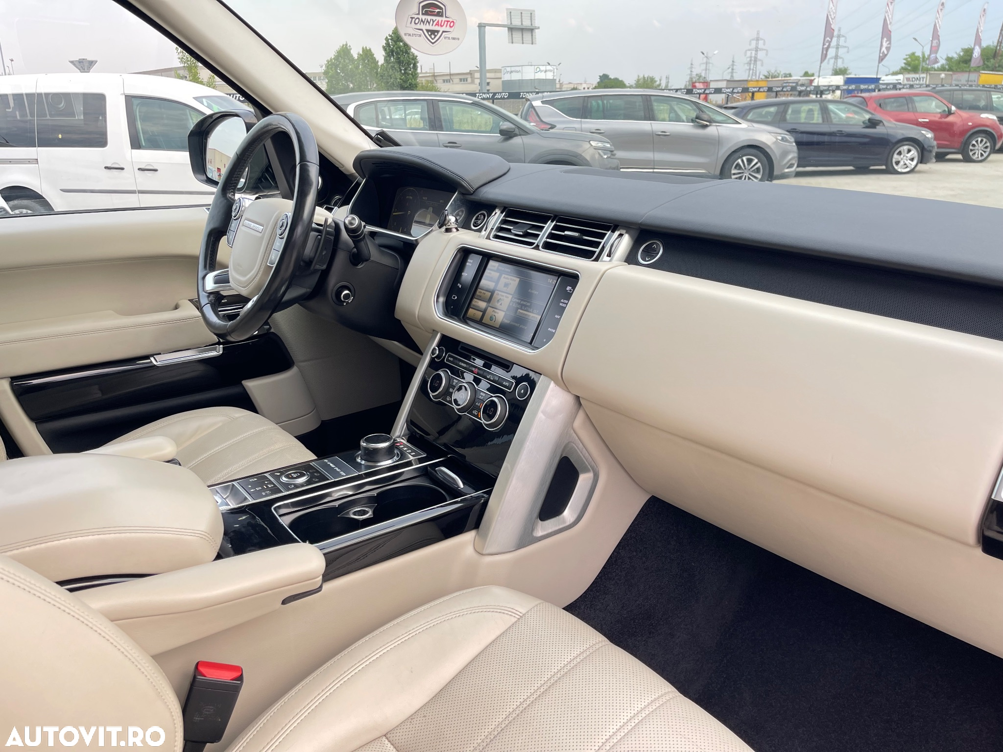 Land Rover Range Rover Vogue - 12
