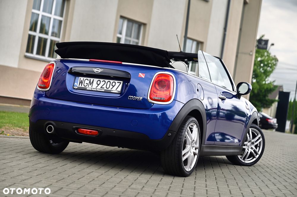 MINI Cooper Sidewalk Edition - 4