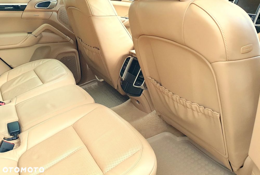 Porsche Cayenne Diesel - 10