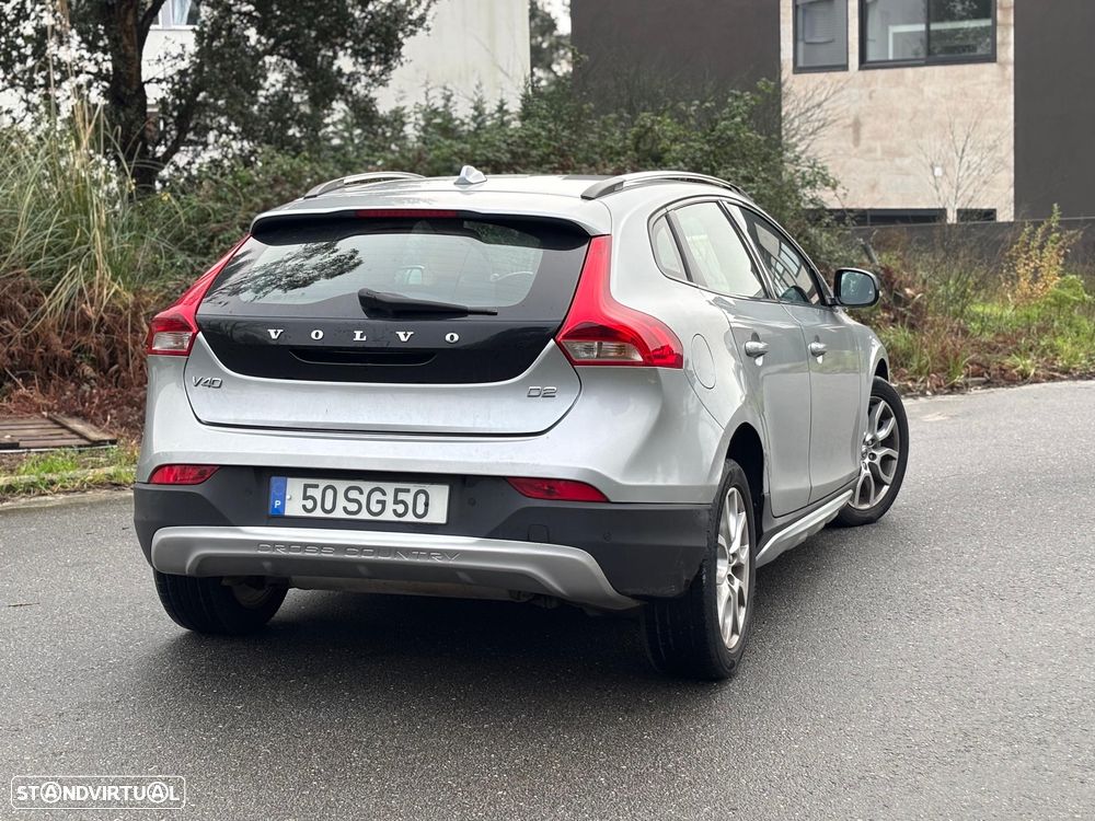 Volvo V40 Cross Country 2.0 D2 Summum Geartronic - 3
