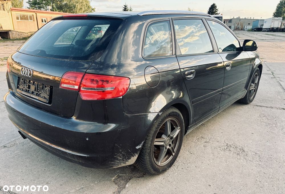 Audi A3 Sportback 1.8 TFSI Ambition - 2