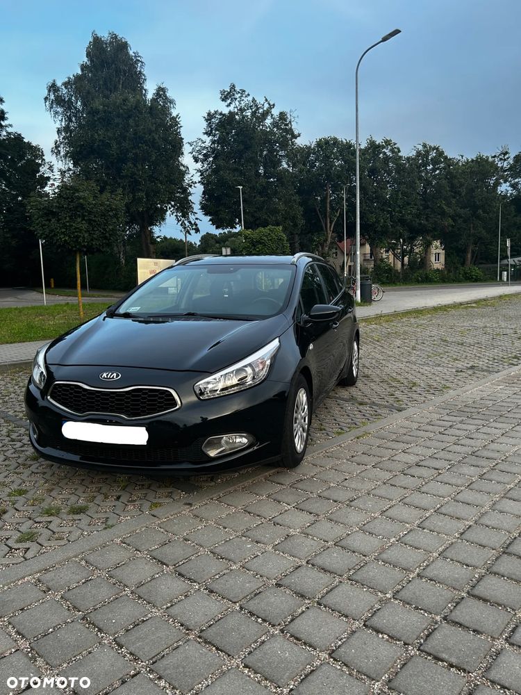 Kia Ceed - 1
