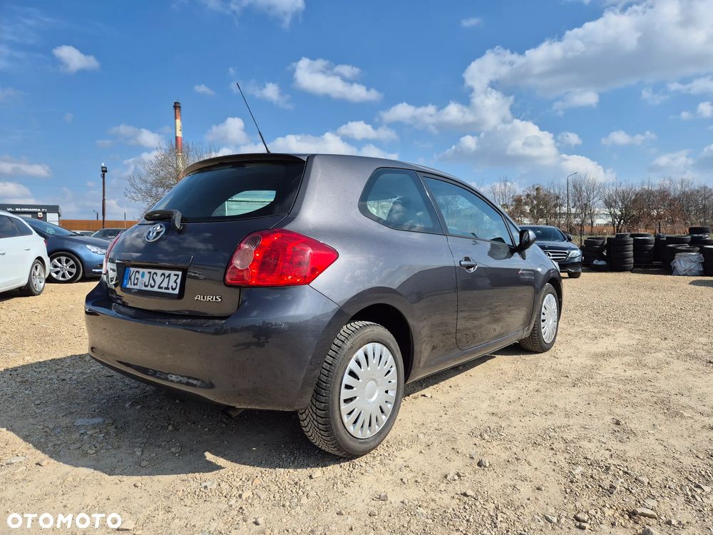 Toyota Auris 1.4 VVT-i - 3