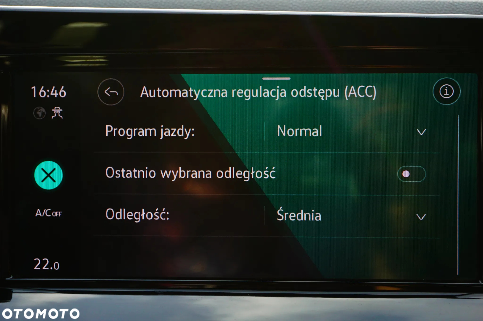 Volkswagen Golf VIII 1.5 TSI EVO Life - 34