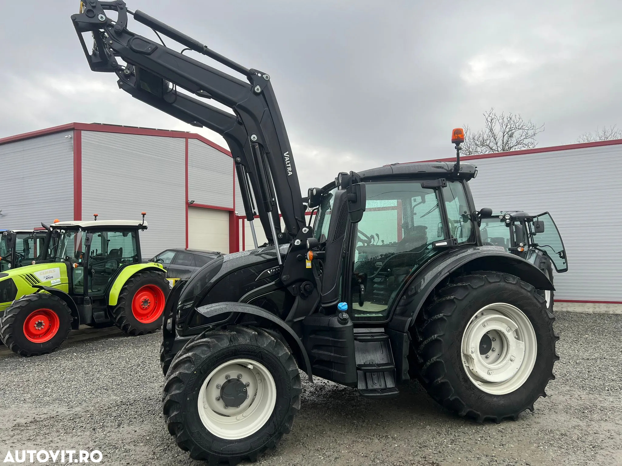 Valtra N104 - 8