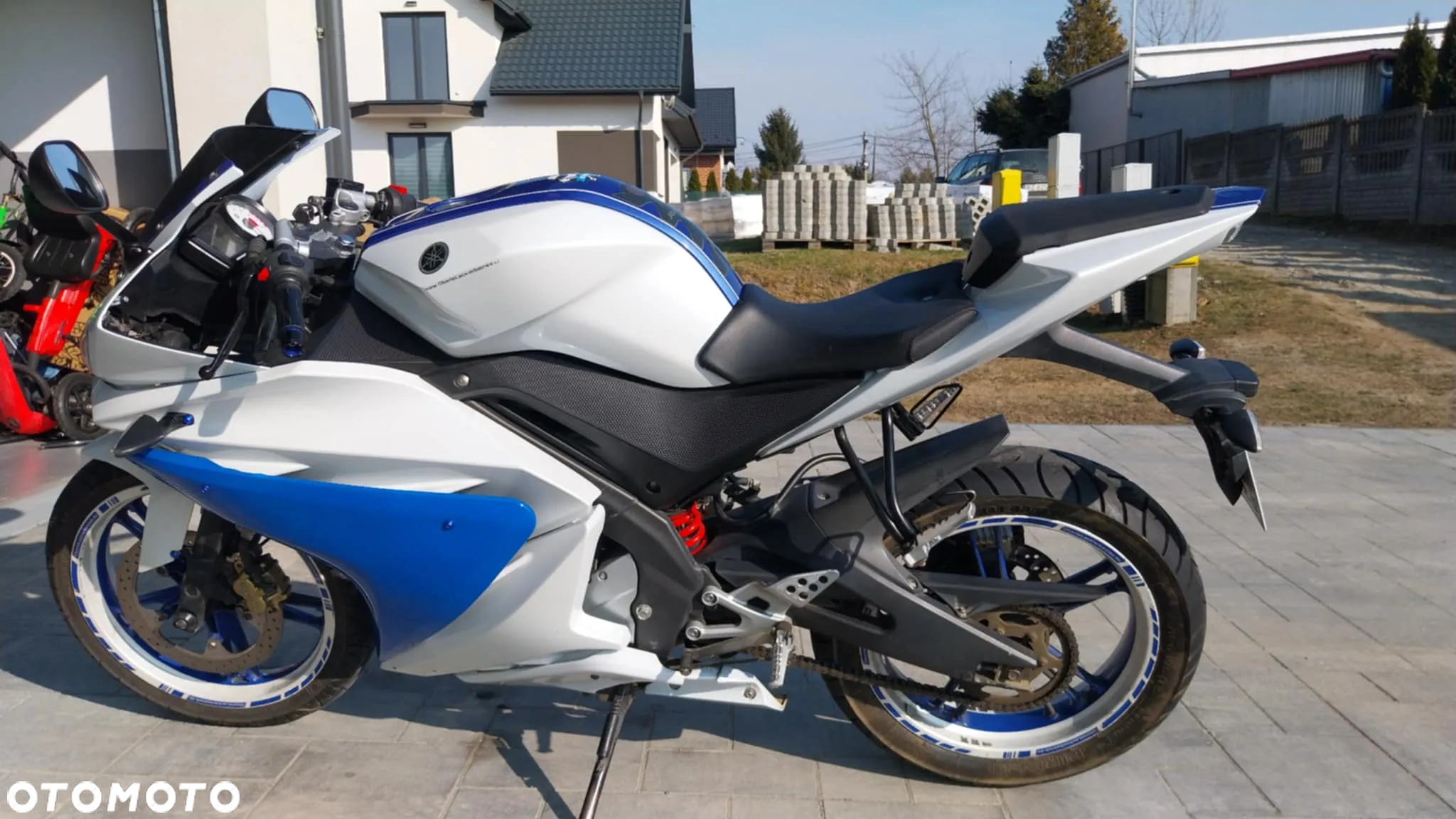 Yamaha YZF - 10