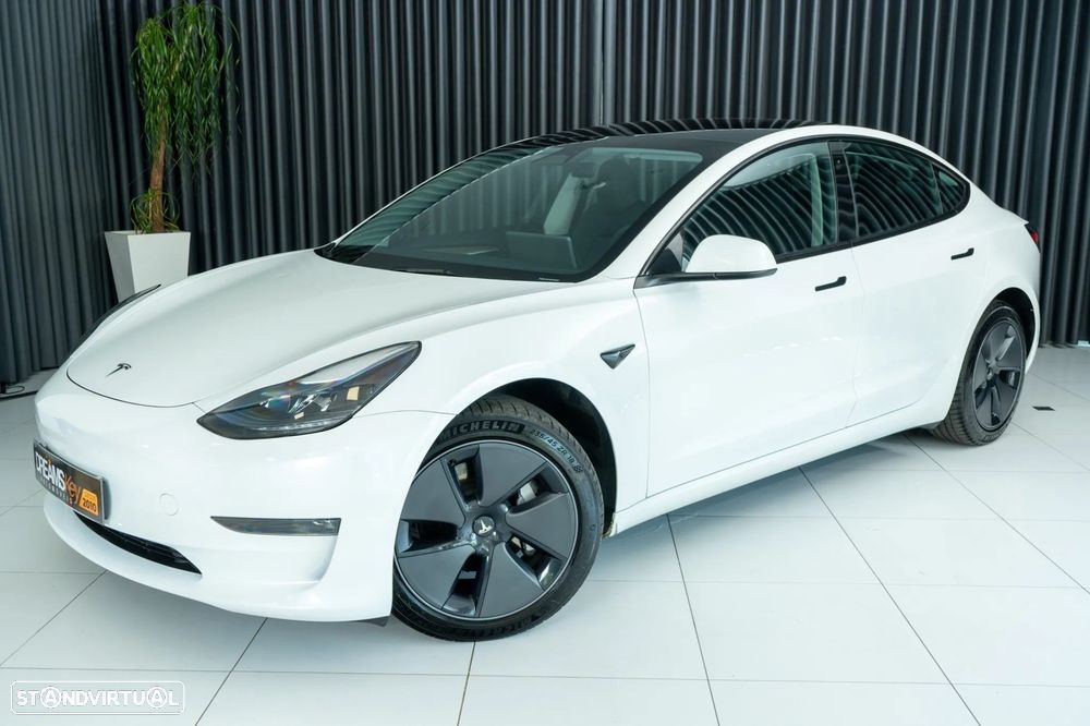 Tesla Model 3 Long Range Tração Traseira - 2