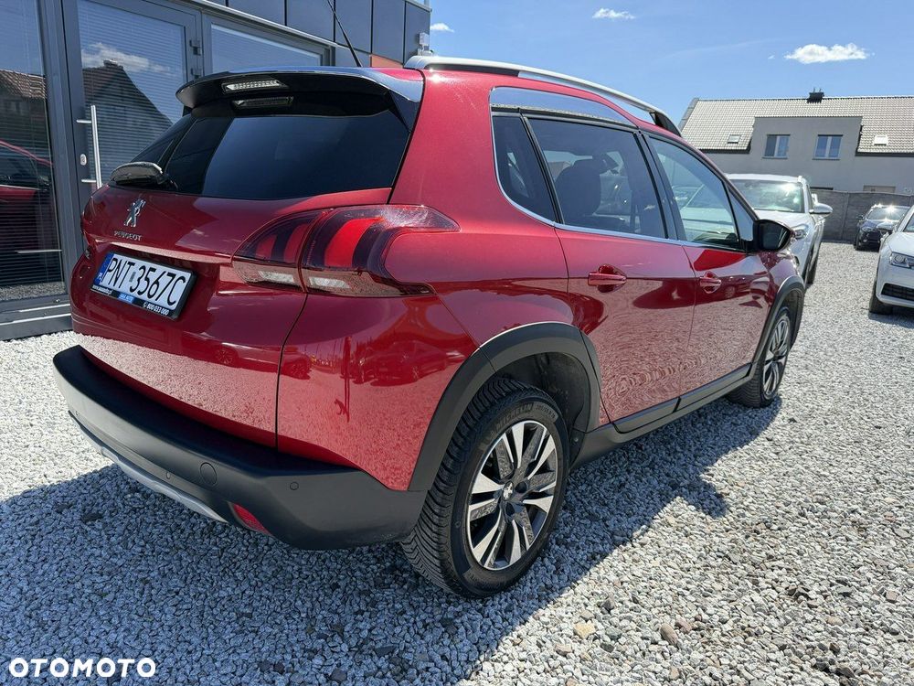 Peugeot 2008 1.2 Pure Tech GPF Allure S&S - 4