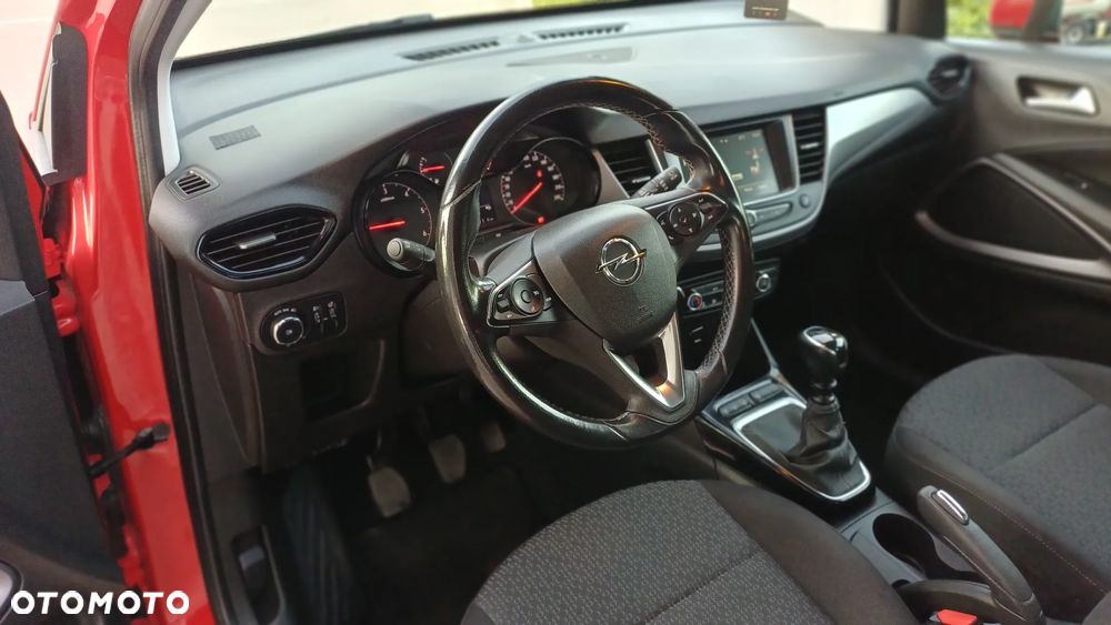 Opel Crossland X - 13