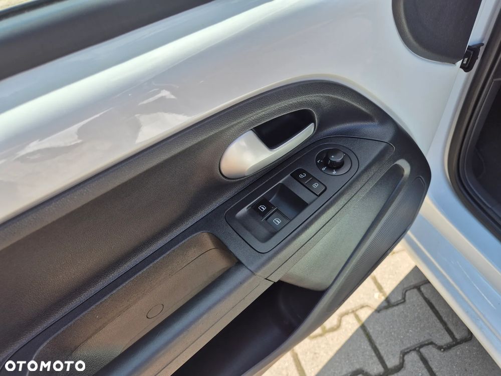 Volkswagen up! white style - 10