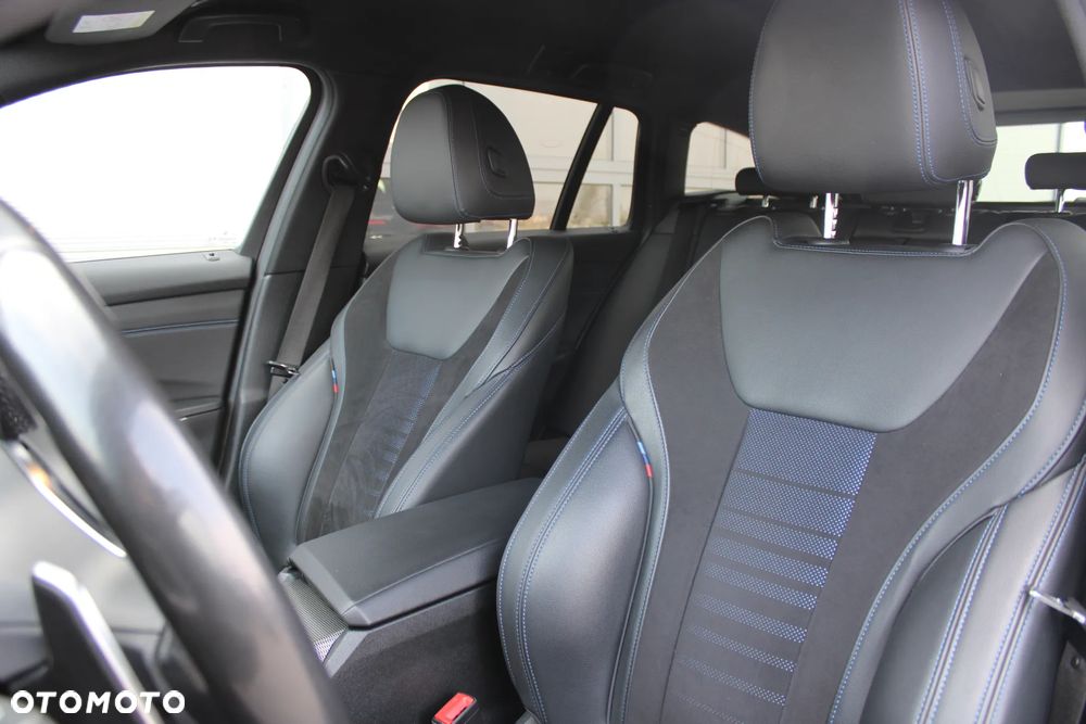 BMW Seria 3 320d xDrive M Sport sport - 26