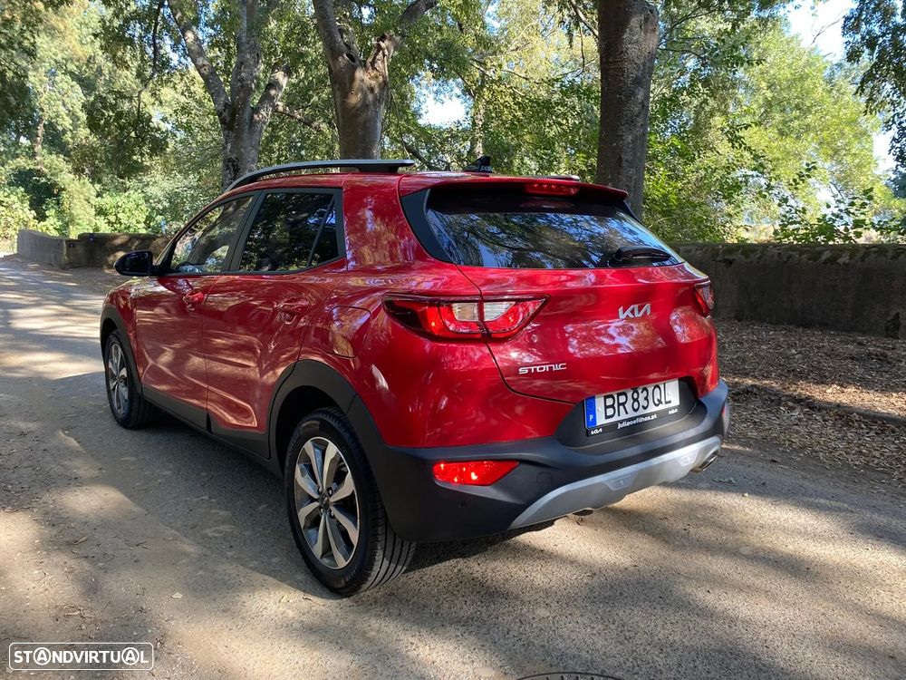 Kia Stonic 1.2 MPi Dynamic - 29