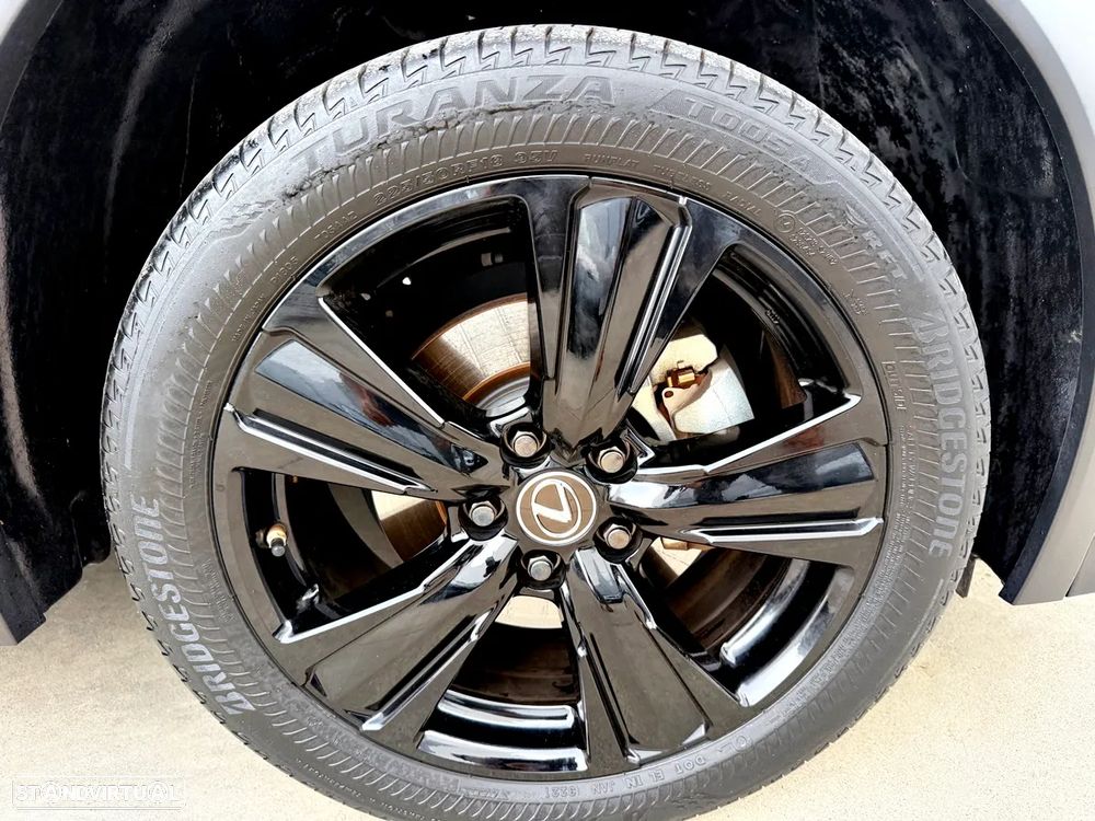 Lexus UX 250h Special Edition (LCA) - 43