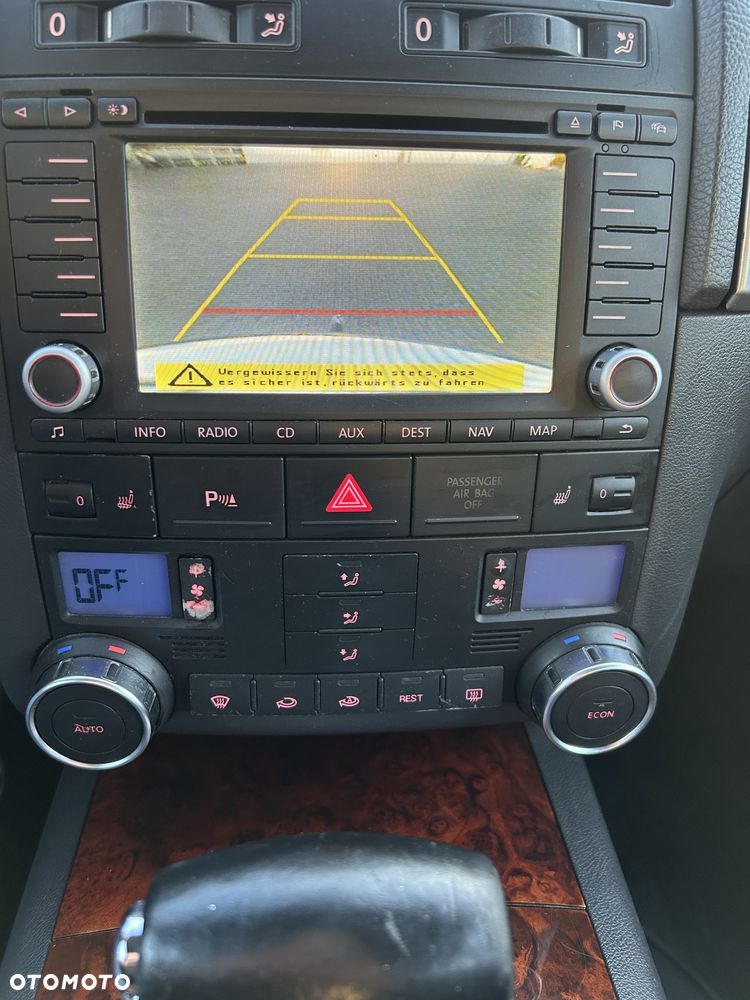 Volkswagen Touareg 3.2 V6 Tiptr - 24