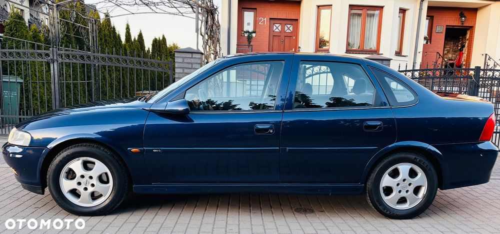 Opel Vectra 1.8 CD - 14