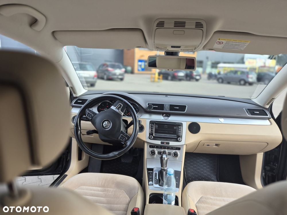 Volkswagen Passat Variant - 1