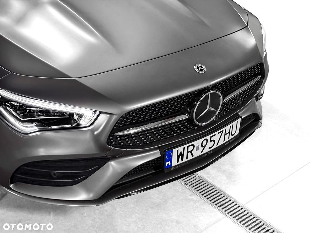 Mercedes-Benz CLA 250 E AMG Line 8G-DCT - 2