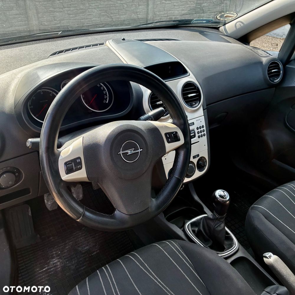 Opel Corsa 1.3 CDTI DPF (ecoFLEX) Innovation - 4
