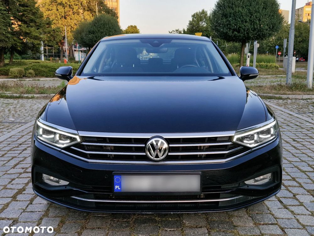Volkswagen Passat 2.0 TSI Business DSG - 2