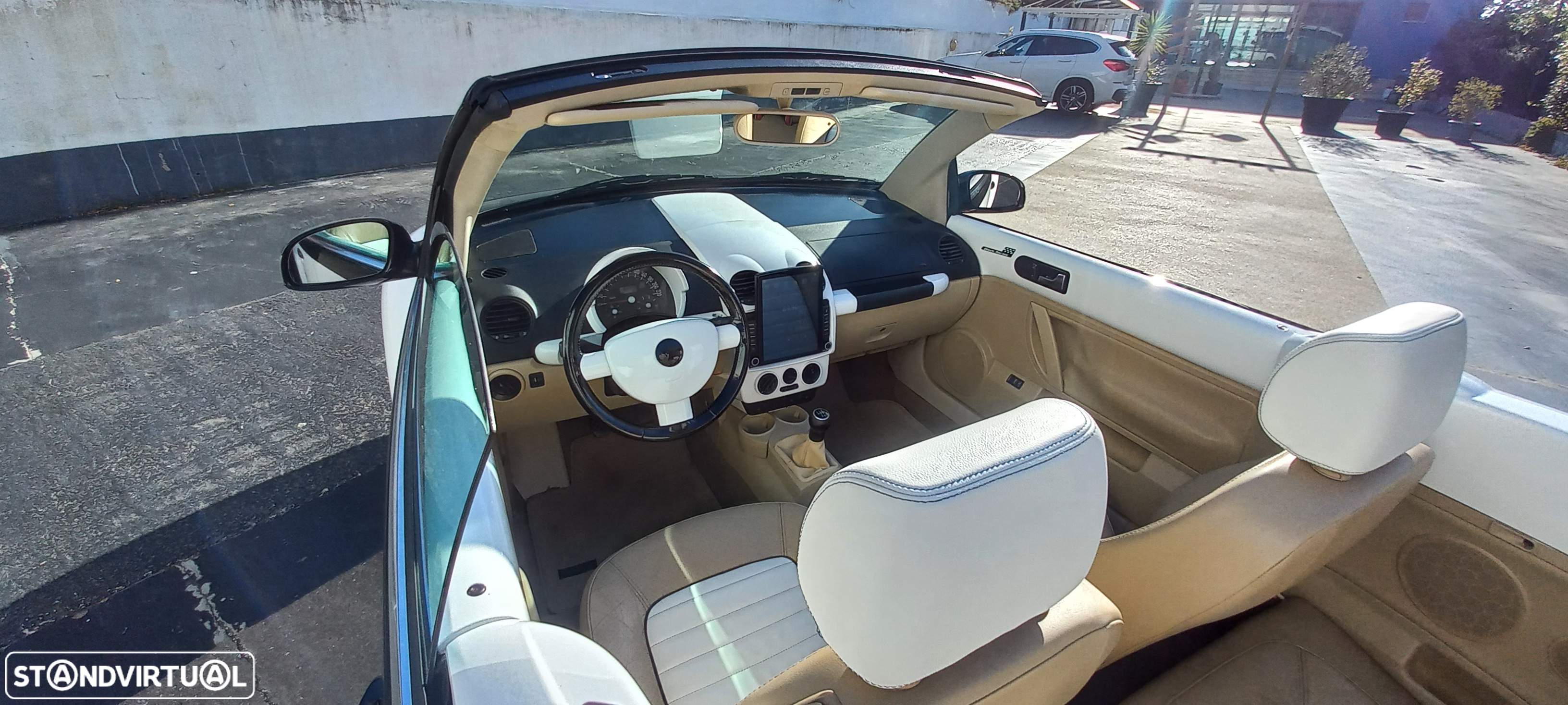 VW New Beetle Cabriolet 1.9 TDi Top Couro - 59