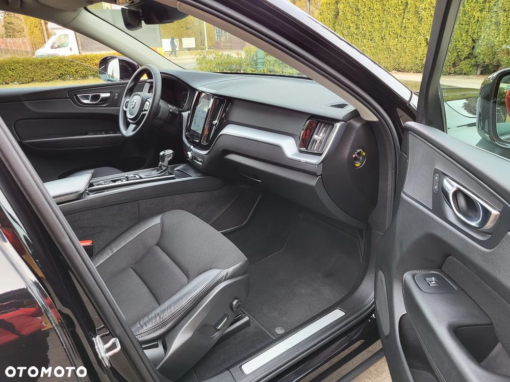 Volvo XC 60 - 25