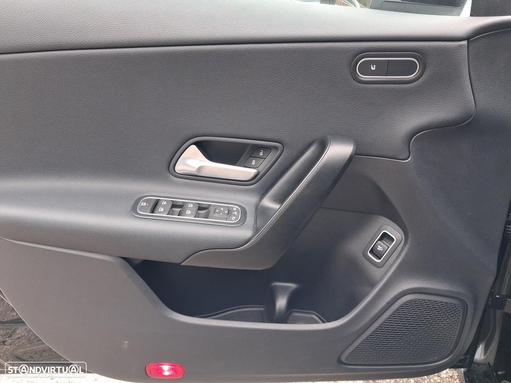 Mercedes-Benz CLA 180 d Style Plus Aut. - 8