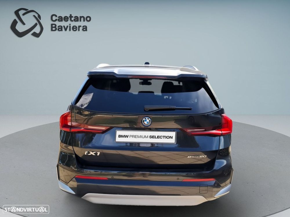 BMW iX1 eDrive20 xLine - 7