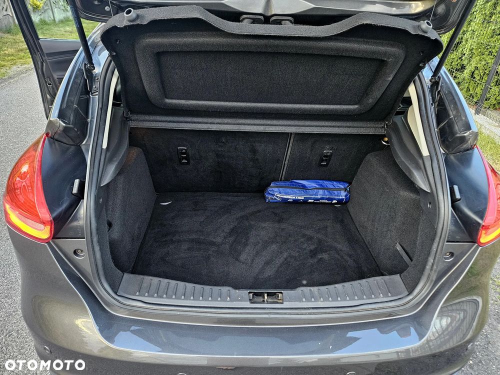 Ford Focus 1.5 EcoBoost Start-Stopp-System Business Edition - 19