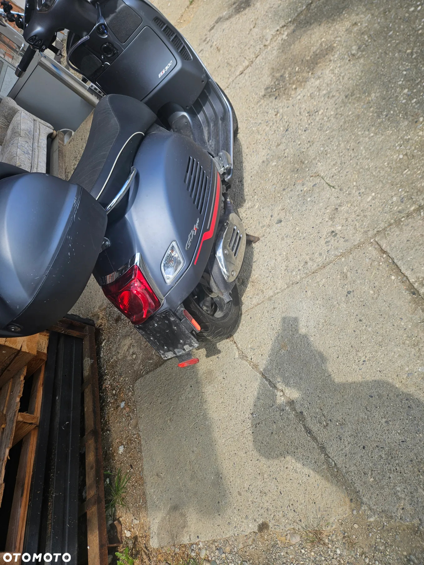 Vespa GTS - 3