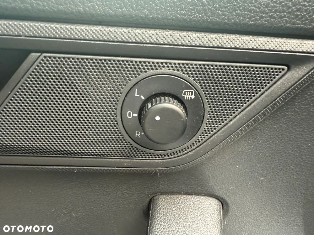 Skoda Fabia 1.0 Ambition Plus - 10