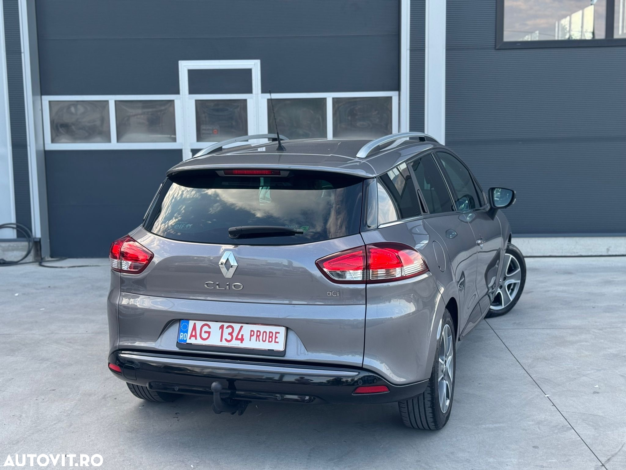 Renault Clio dCi 90 Dynamique - 12